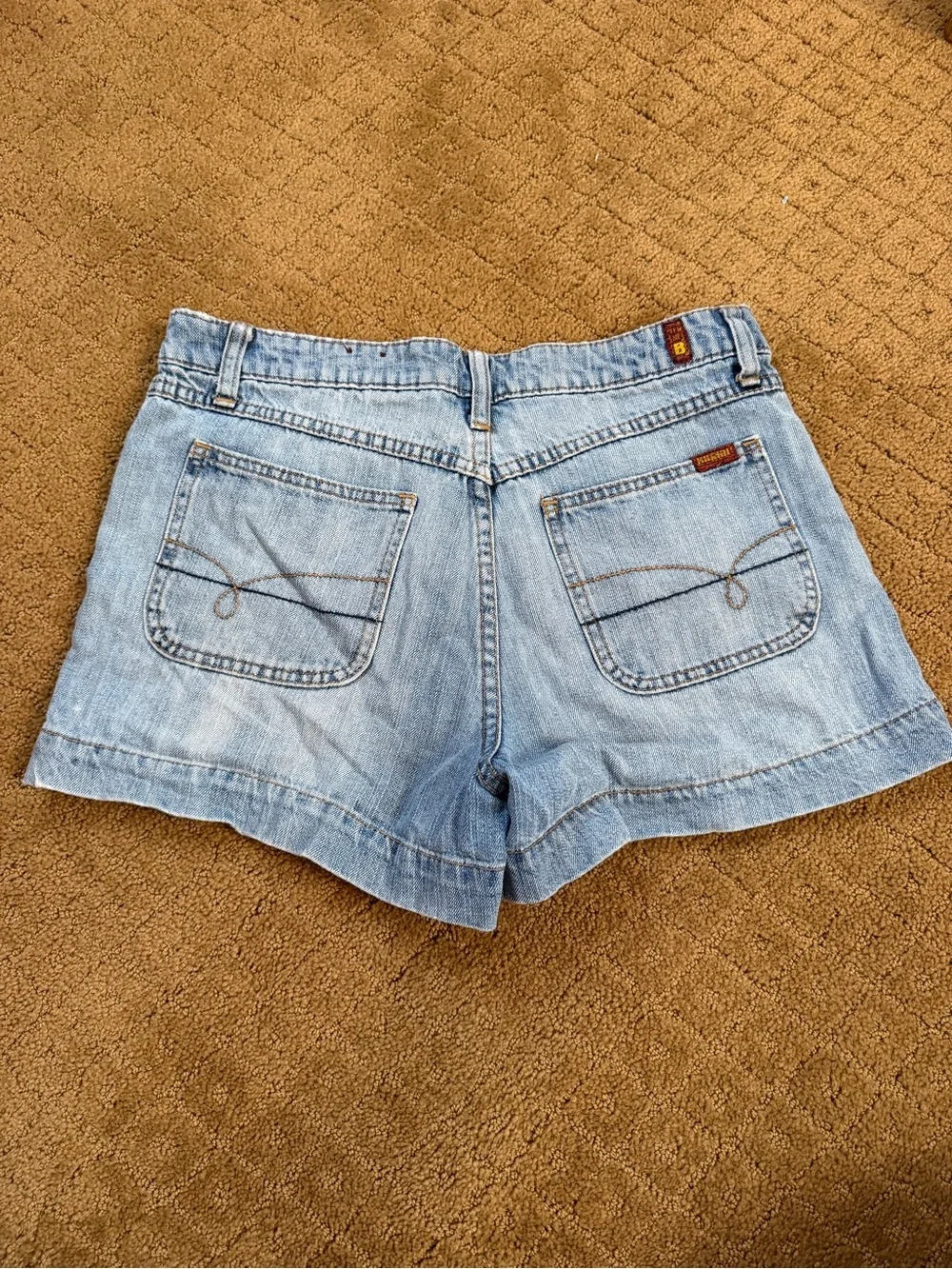BONGO Mid Rise Medium Wash Denim Shorts Women’s Size 7
